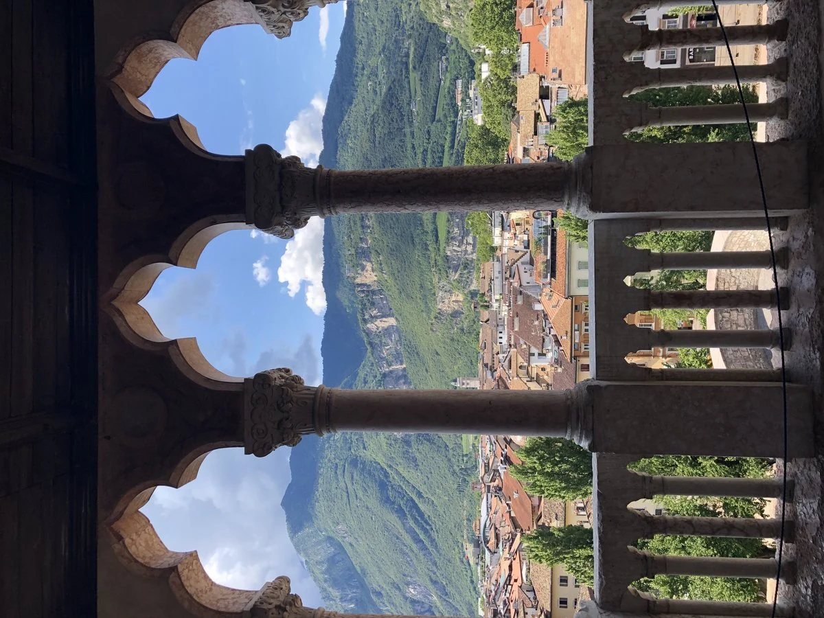 Loggia Veneziana, Trento — Punti Panoramici Lago di Garda