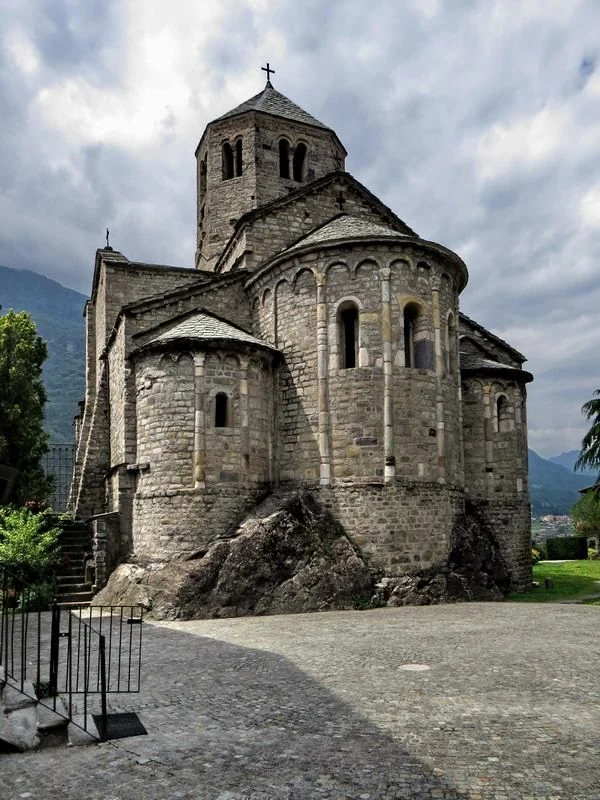 monastero di San Salvatore, Capo di Ponte — Chiese e Santuari Lago di Garda