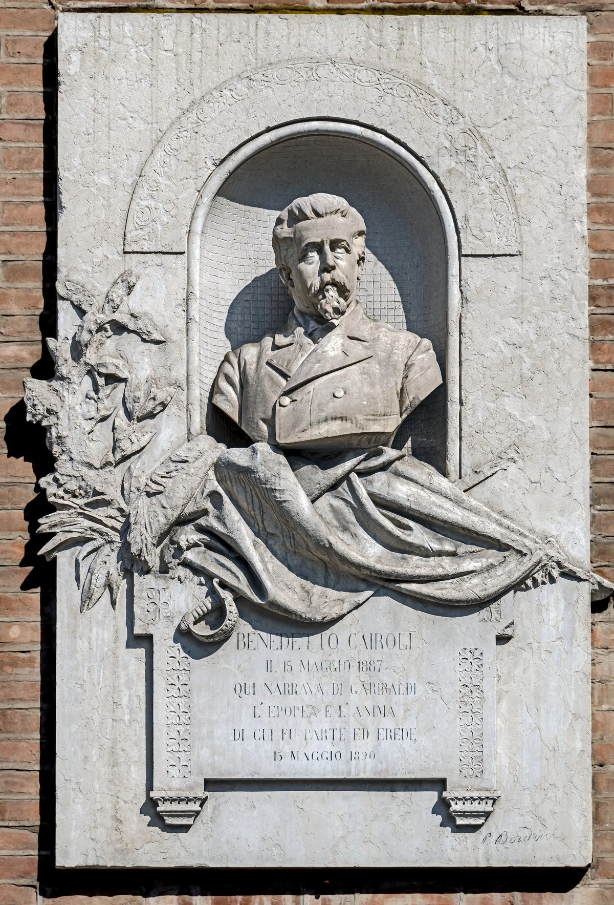 Monumento a Benedetto Cairoli, Verona — Musei e Monumenti Lago di Garda