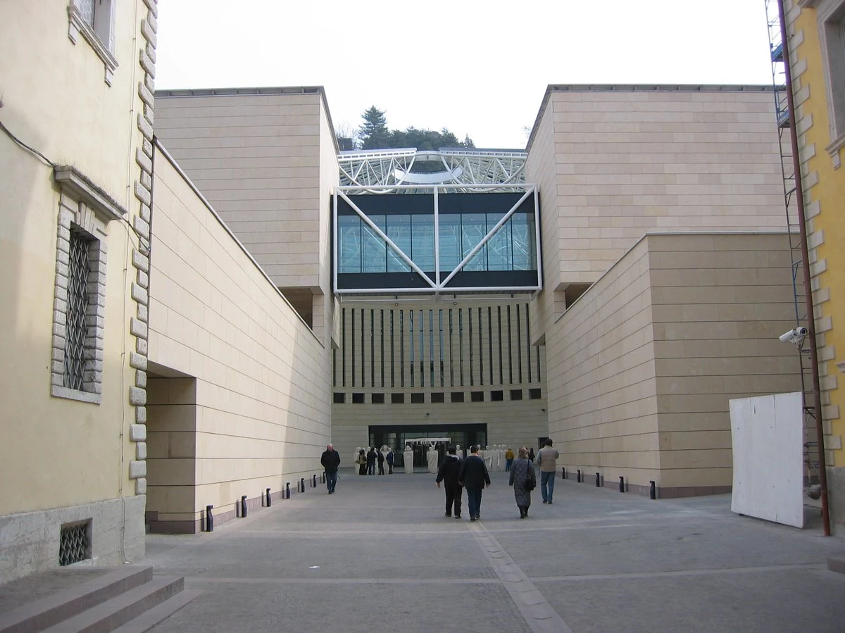 Museo d'arte moderna e contemporanea di Trento e Rovereto, Rovereto — Musei e Monumenti Lago di Garda