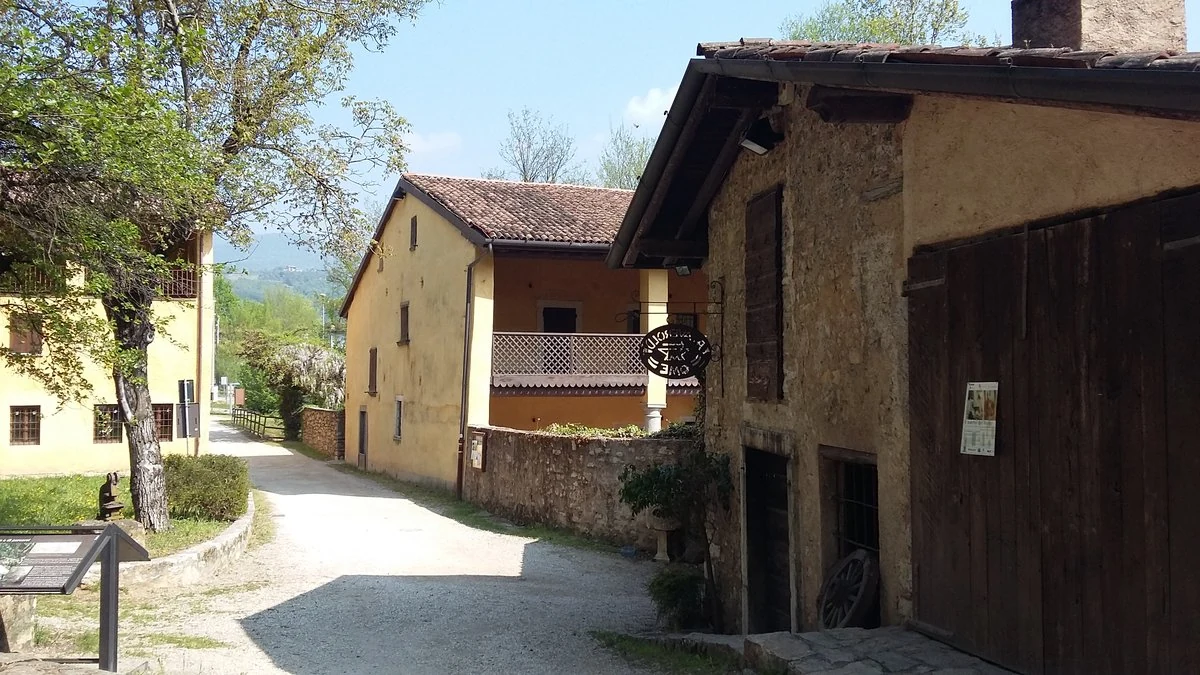 Museo Malossi, Ome — Musei e Monumenti Lago di Garda