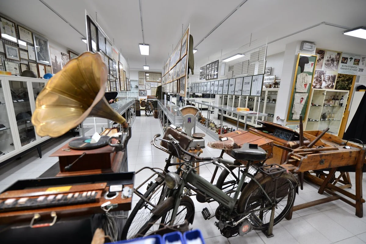 Museo storico degli Alpini e della civiltà locale, Sona — Musei e Monumenti Lago di Garda