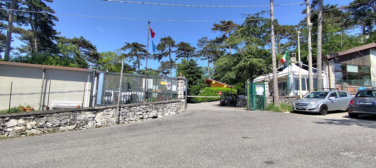 Obelisco, Ala — Punti Panoramici Lago di Garda