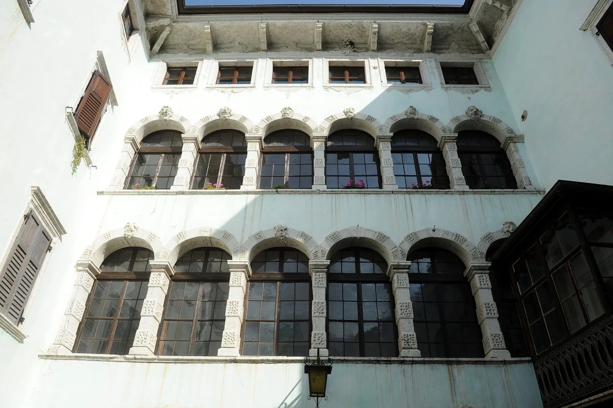 Palazzo Angelini, Ala — Castelli e Fortezze Lago di Garda