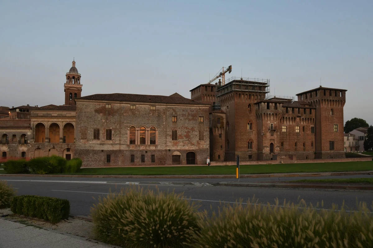 Palazzo Carlotti, Verona — Castelli e Fortezze Lago di Garda