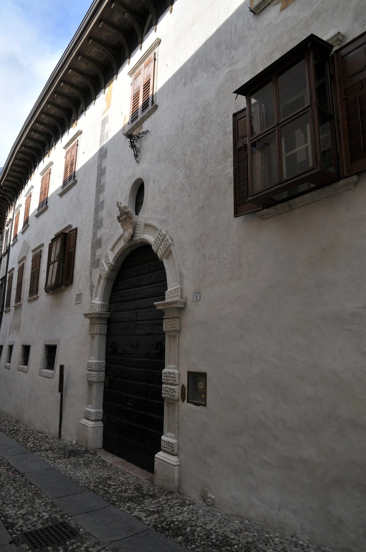 Palazzo Pizzini-Di Lenna, Ala — Castelli e Fortezze Lago di Garda