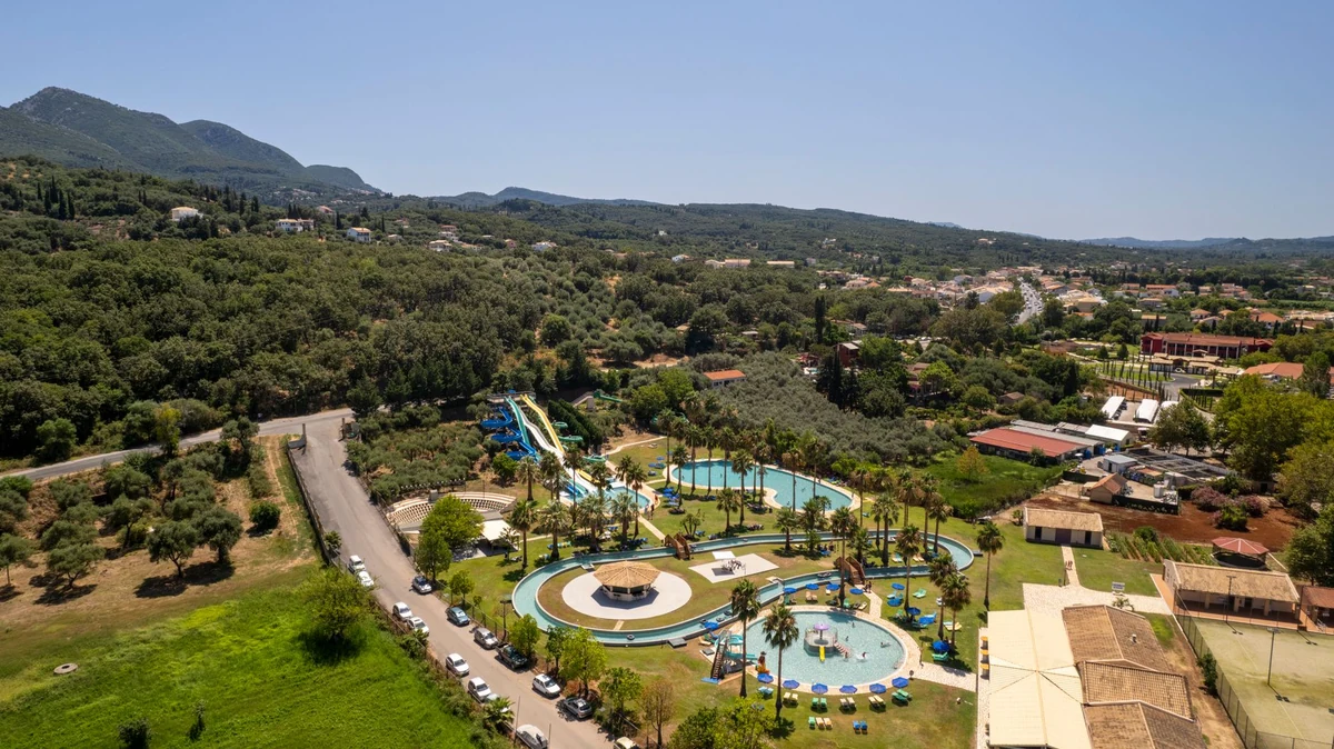 Parco Acquatico La Cavallara, Cavriana — Parchi e Divertimenti Lago di Garda