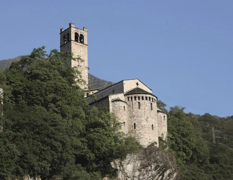 Pieve di S. Siro, Capo di Ponte — Chiese e Santuari Lago di Garda