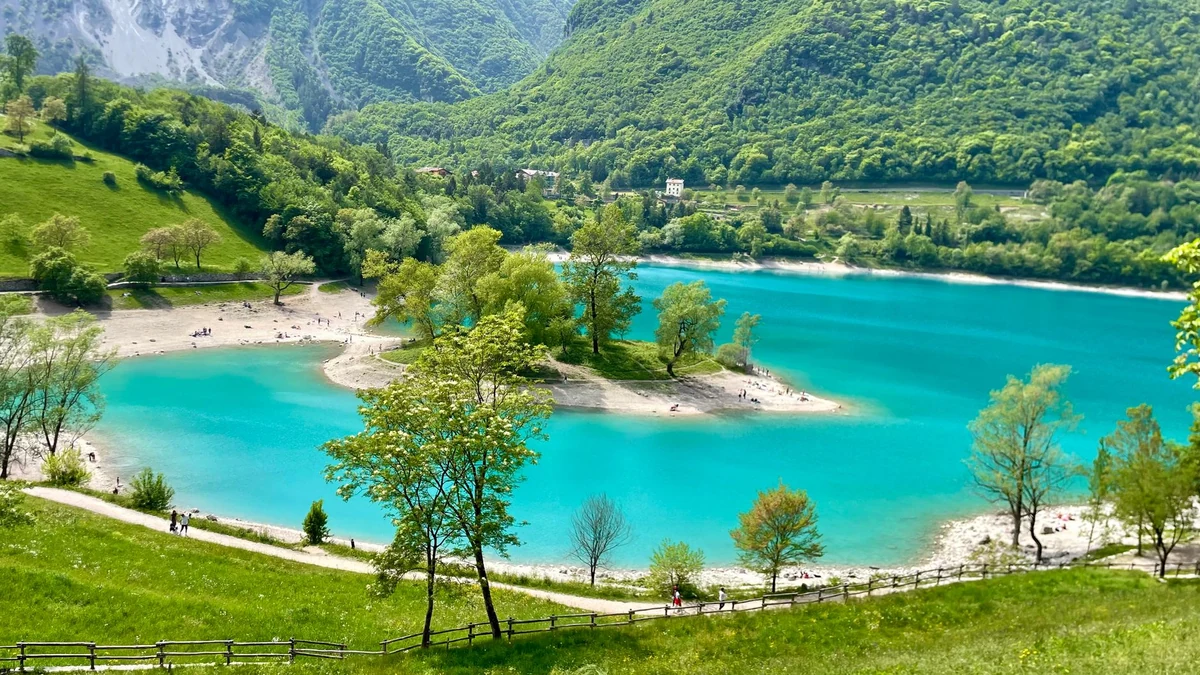 Riserva Locale Laghetti Soi, Tenno — Castelli e Fortezze Lago di Garda