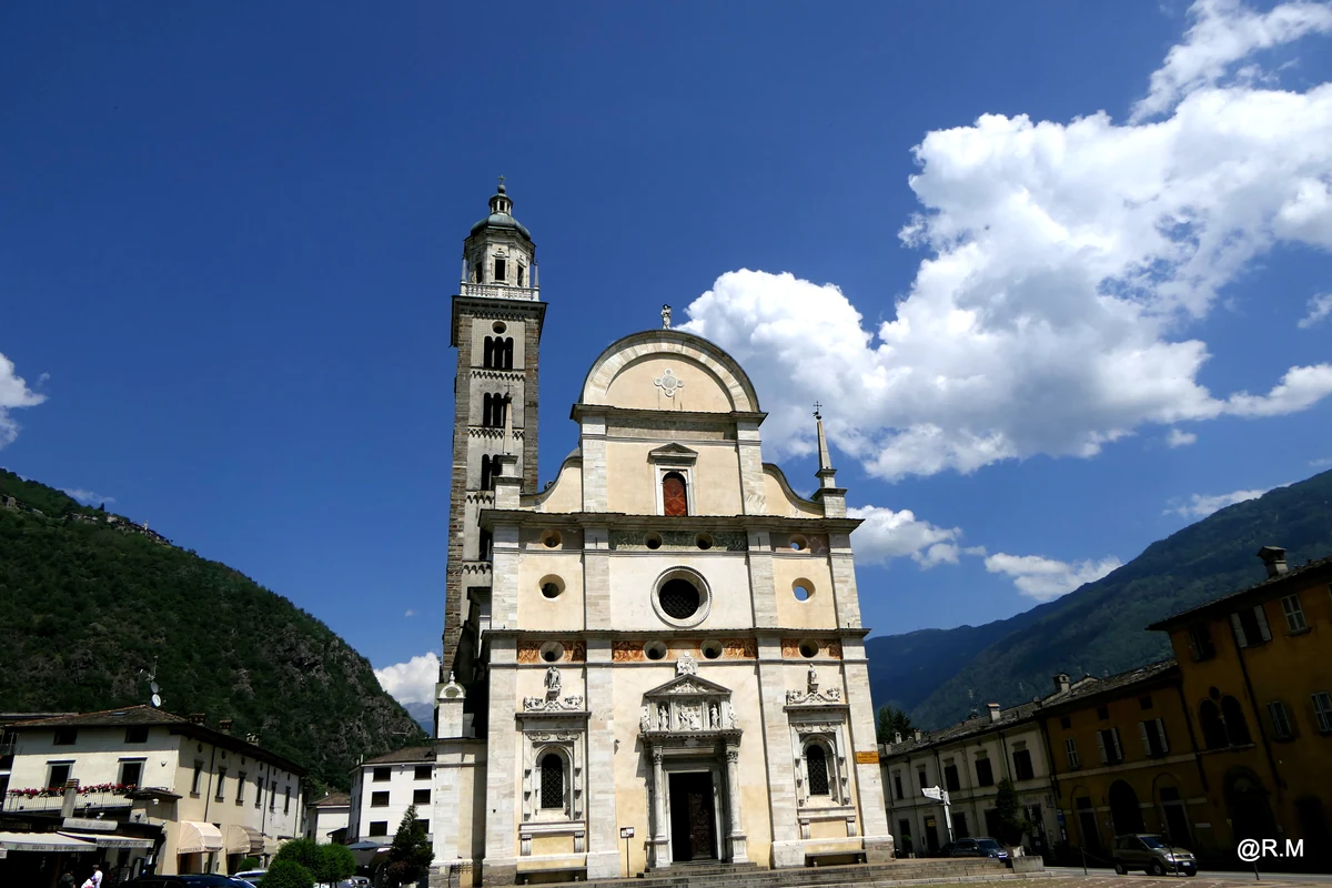 Santuario della Madonna di Tirano, Tirano — Chiese e Santuari Lago di Garda