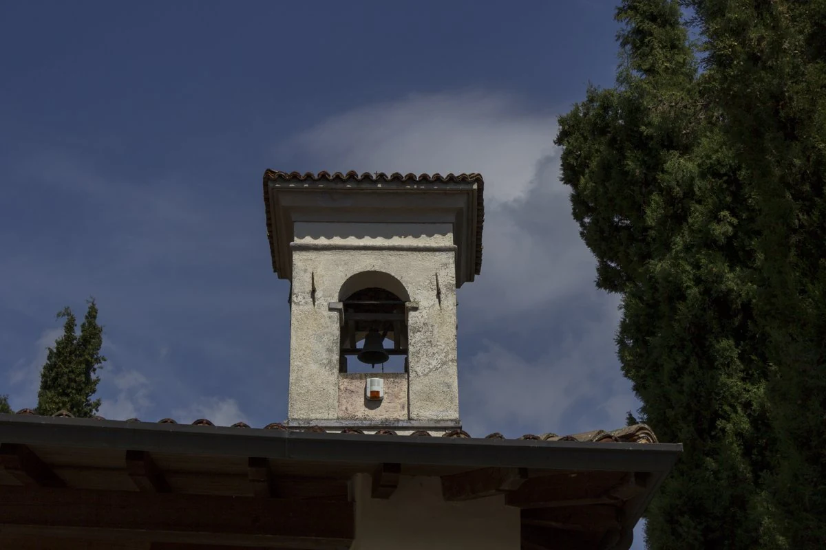 santuario di Santa Maria delle Pertiche, Treviso Bresciano — Chiese e Santuari Lago di Garda