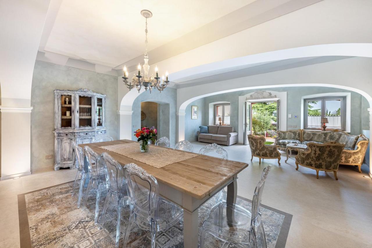 Abaye I Champagne Charm Adults Only - hotels in Soiano del Lago Lake Garda
