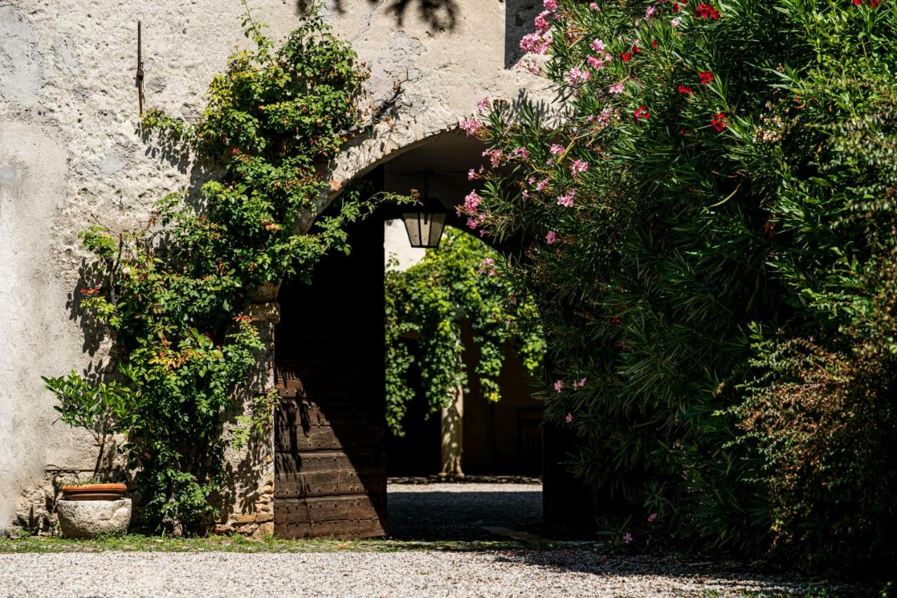 Agriturismo Le Chiusure - hotels in San Felice del Benaco Lake Garda