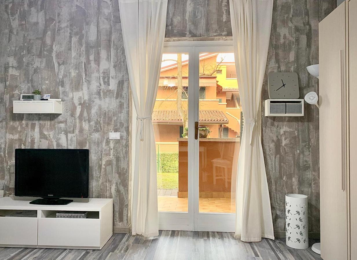 Azur Apartment Sirmione - hotels in Sirmione Lake Garda