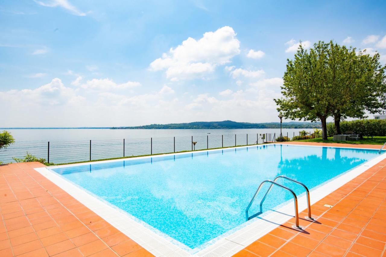 Azzurro Apartment - hotels in Padenghe sul Garda Lake Garda