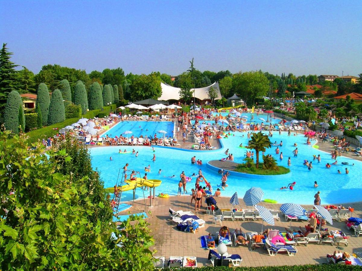 Casa mobile-Camping Bella Italia - hotels in Peschiera del Garda Lake Garda