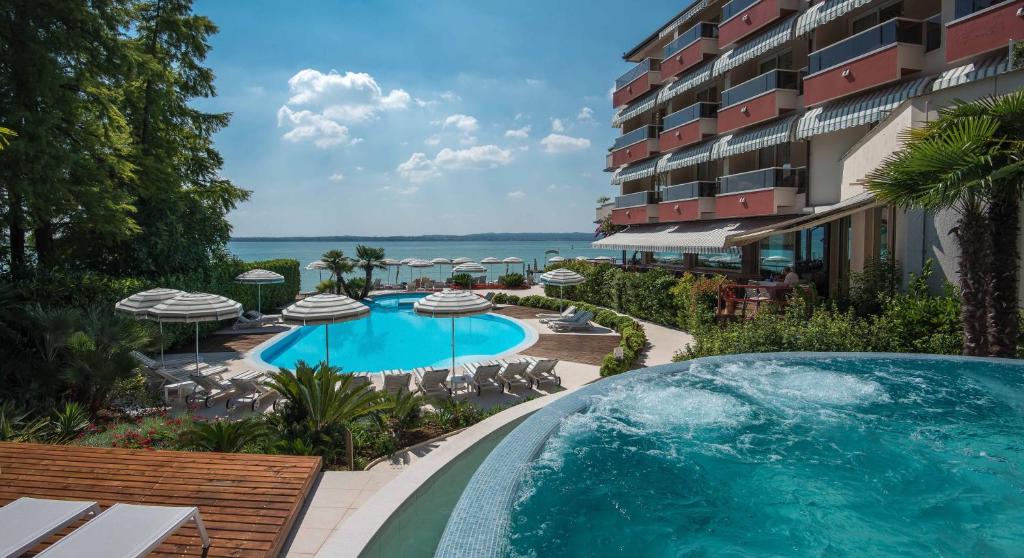 Hotel Continental Wellness & Spa - 4 star hotels in Sirmione Lake Garda