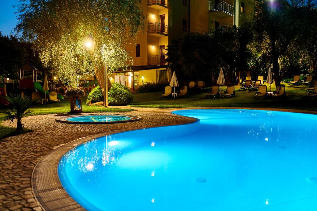 Hotel Benacus - 3 star accommodation in Malcesine Lake Garda