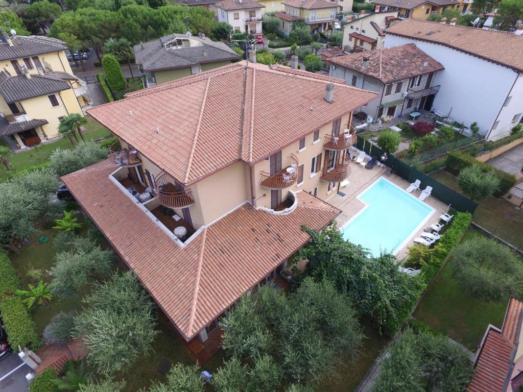 Hotel Chiara - 3 star accommodation in Sirmione Lake Garda