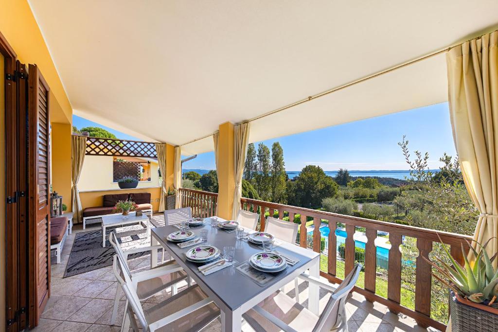 Le Villette by Whale Homes - holiday apartments in Soiano del Lago Lake Garda