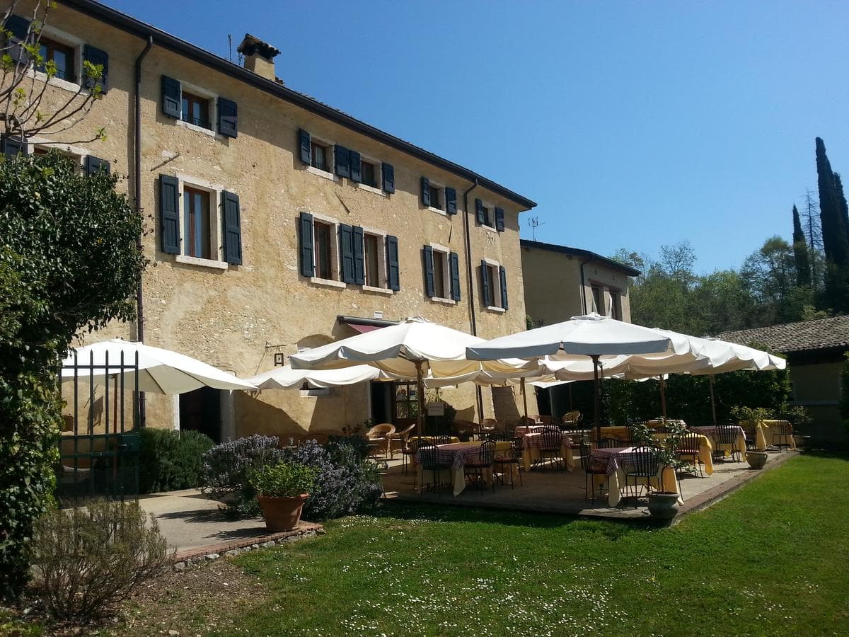 Locanda San Verolo - bedandbreakfast in Costermano Lake Garda