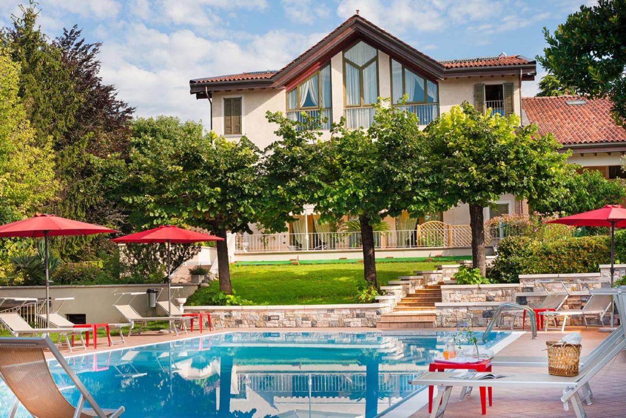 Olea Dei Holiday Apartments - hotels in San Felice del Benaco Lake Garda