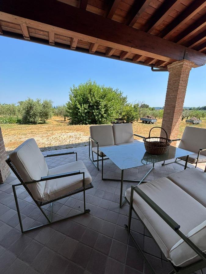 Padenghe Olive House - Ground-Floor Lake View Amid Olives - hotels in Padenghe sul Garda Lake Garda