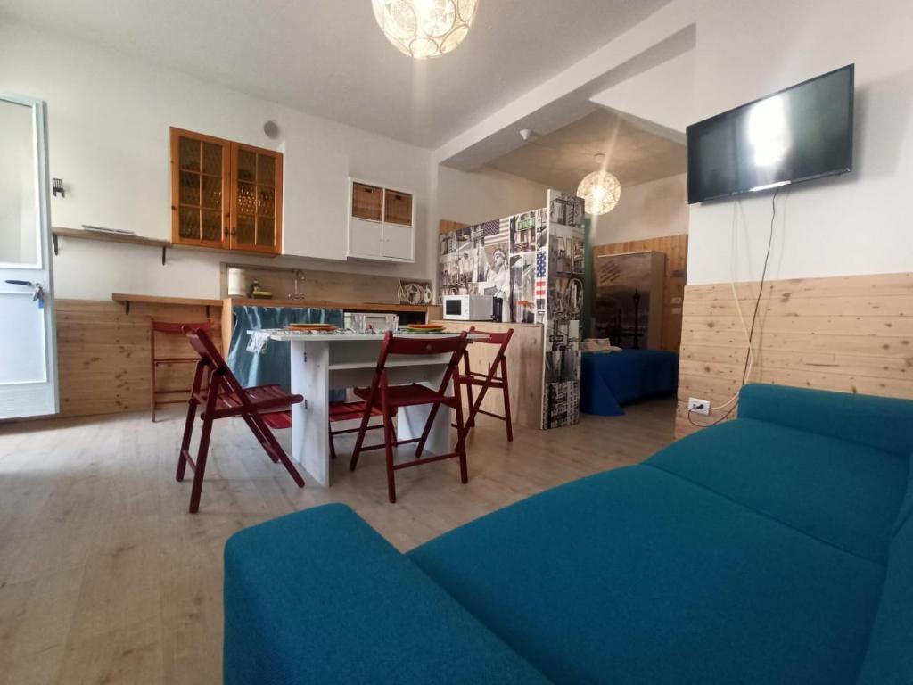 Appartamento Nonna Lina - accommodation in Padenghe sul Garda Lake Garda
