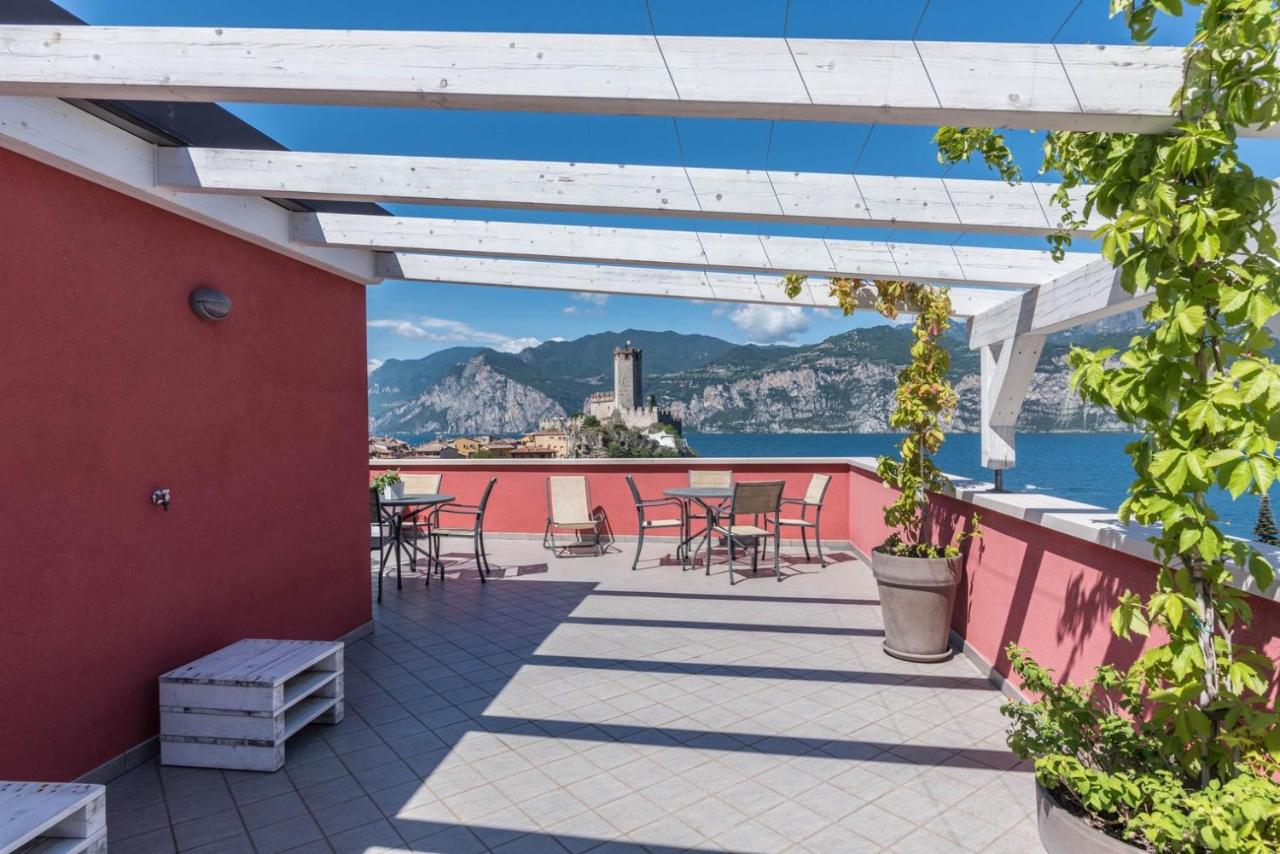 APPARTAMENTI Residence La Pergola - hotels in Malcesine Lake Garda