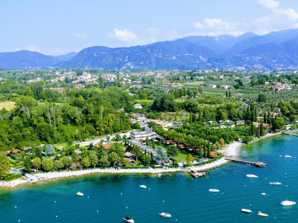 Residence Villalsole - hotels in San Felice del Benaco Lake Garda