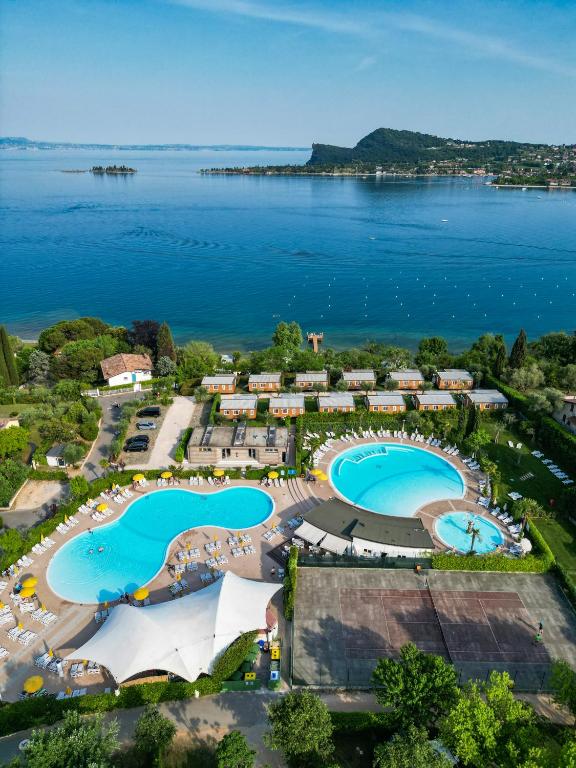Campeggio Europa Silvella - 5 star hotels in San Felice del Benaco Lake Garda