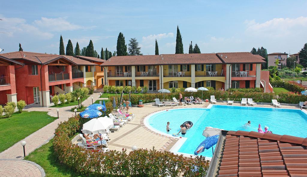 Villaggio Turistico Lugana Marina - 3 star holiday apartments in Sirmione Lake Garda